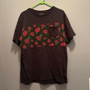 WXYZ Men's Black Floral Red Rose Pocket T-Shirt Size XL Standard